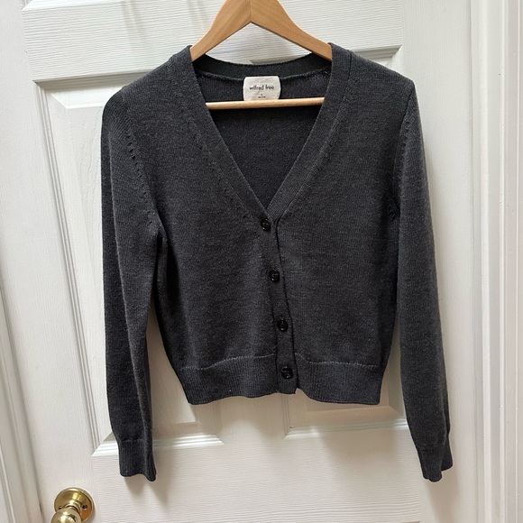 Aritzia Wilfred Free Porch Cardigan Gray V-Neck Button-Up Sweater s small - Picture 2 of 5